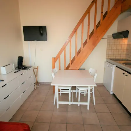 Cosy Avec Terrasse A 250m De La - Fr-1-22-342 La Tranche-sur-Mer